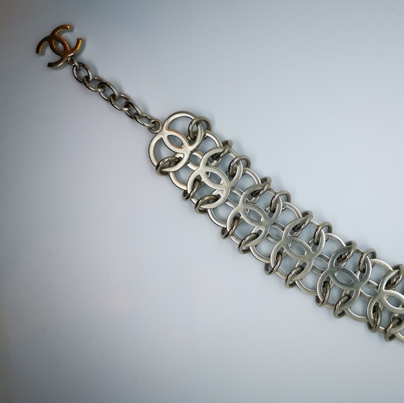 ❌SOLD❌100% authentic Chanel bracelet - Picture 4 of 8